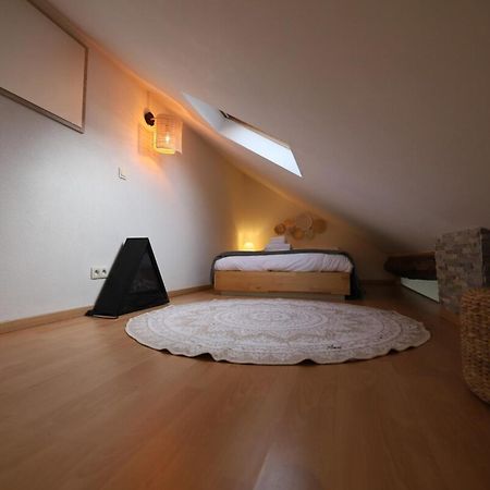 A Little Nest At The Top Floor Annecy Exterior foto